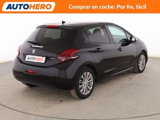 Peugeot 208 1.2 PureTech Signature
