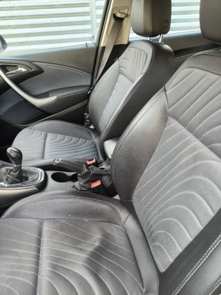 Opel Astra 2013