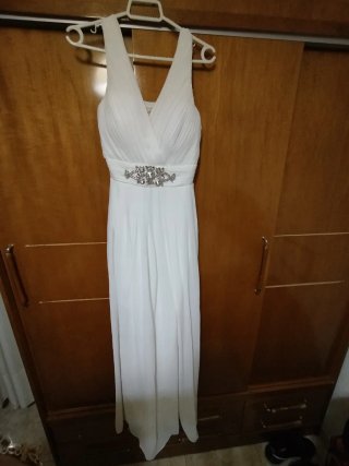 Vestido de novia blanco con chaqueta