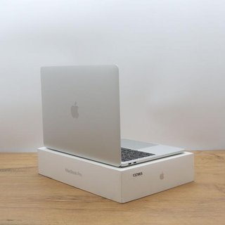 Apple Macbook Pro 2017 A1708 - i5-7360U - 16GB RAM
