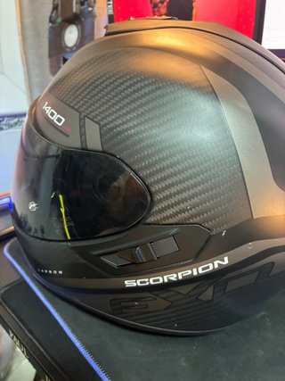 Casco Scorpion Exo-1400 Carbono Air Enko