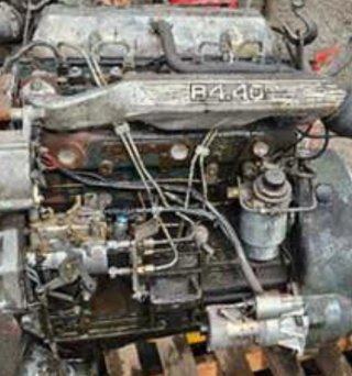 Motor Nissan B4.40