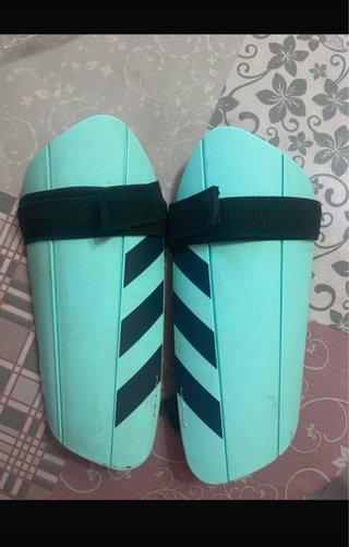 Espinilleras Adidas Turquesa Rayas Negras