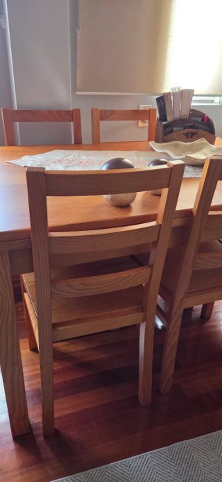 Mesa y 6 Sillas de Pino