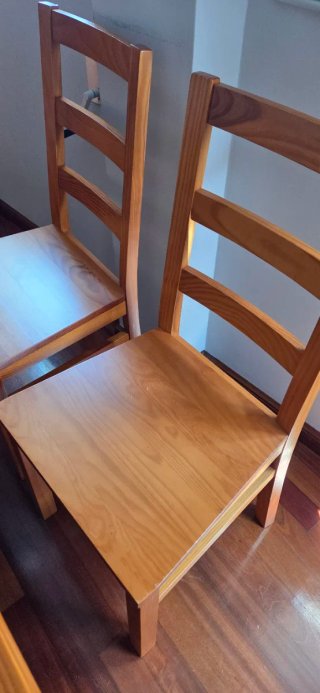 Mesa y 6 Sillas de Pino