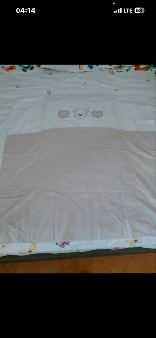 Piumino lettino/culla con orsetto e farfalle