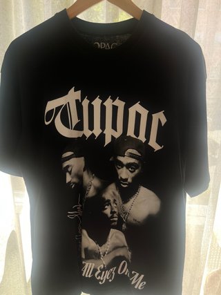 Camiseta Negra Tupac All Eyez On Me