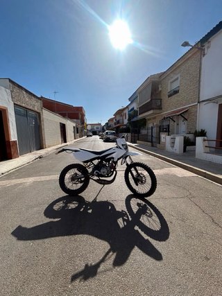 Moto Enduro/Motocross Blanca