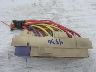 CAJA RELES / FUSIBLES RENAULT CLIO III 8200241944 1600364