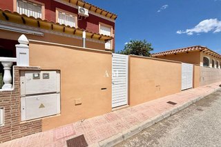 Casa pareada en alquiler en La Siesta - El Salado - Torreta en Torrevieja