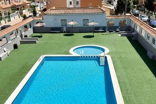 Casa pareada en alquiler en La Siesta - El Salado - Torreta en Torrevieja