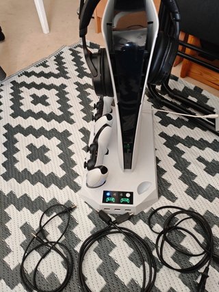 PS5 Slim Digital + 2 controller e cuffie