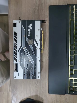 Tarjeta Gráfica RX 590 Sapphire Radeon