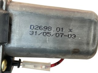 Motor asiento del Land Rover D269801