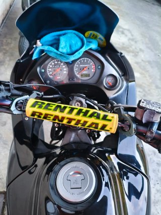 Honda Transalp 650 Negra