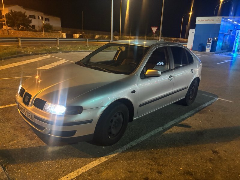 SEAT Leon 2004 - foto 1