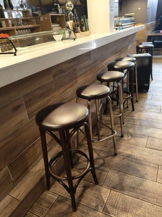 Mobiliario completo bar/restaurante