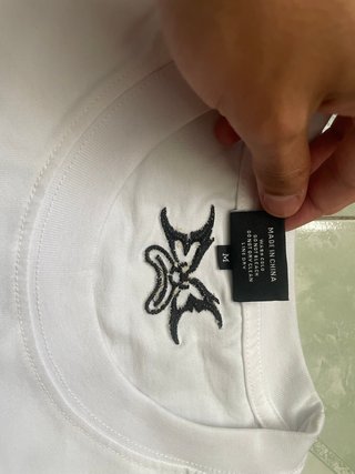 Mertra camiseta