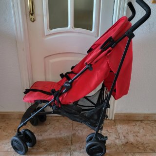 Cochecito de bebé Chicco rojo