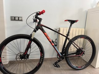 Bicicleta BH Merida orbea trek scott cube mmr ktm