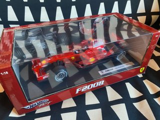 Ferrari F2008 Kimi Räikkönen 1:18 Hot Wheels