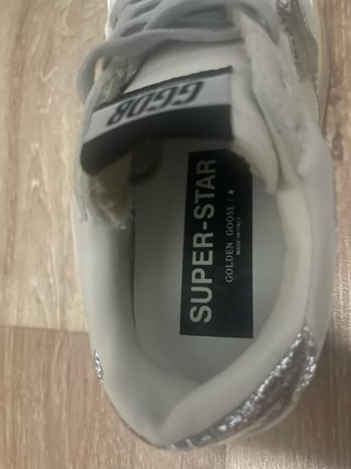 Golden Goose Sneakers Blancas y Plateadas