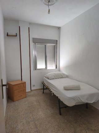 ¡Habitación en Alcorcón disponible ya!