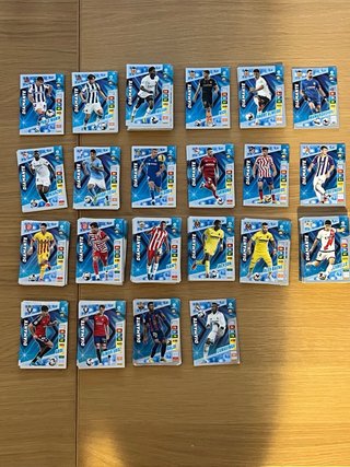 Cromos Adrenalyn XL 22-23