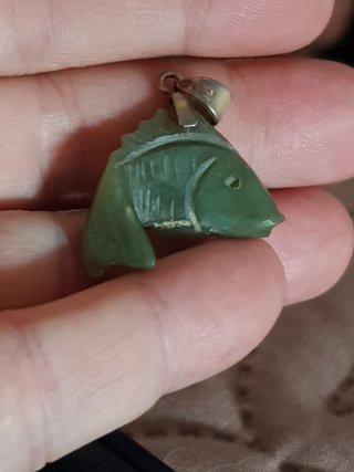 Ciondolo vintage giada a forma di pesce