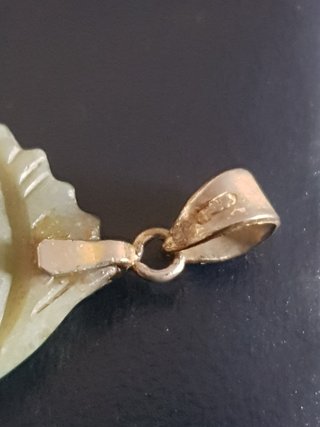 Ciondolo vintage giada a forma di pesce