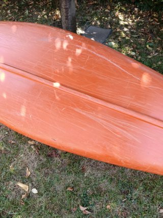 Canoa canadiense naranja