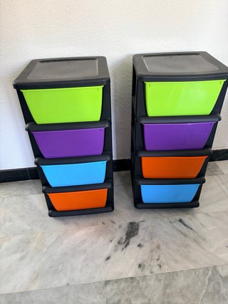 2 Cajoneras organizadoras de 4 cajones de colores