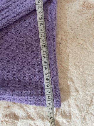 Camiseta cuello alto texturizada lila Talla S