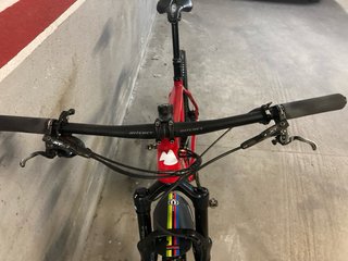 Bicicleta da mountain bike MMR Rakish in carbonio