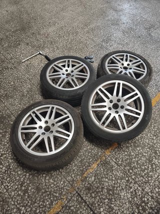 Llantas Originales Audi R17 con cubiertas como new