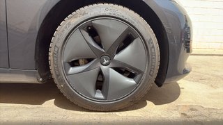 Tesla Model 3 Estándar Plus RWD 225 kW (306 CV)