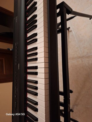 Piano Digitale Yamaha P-121