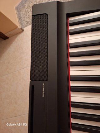 Piano Digitale Yamaha P-121