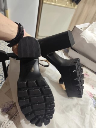 Sandalias de verano con tacón