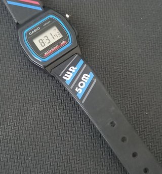Orologio Casio LW-14 con scatola e manuale