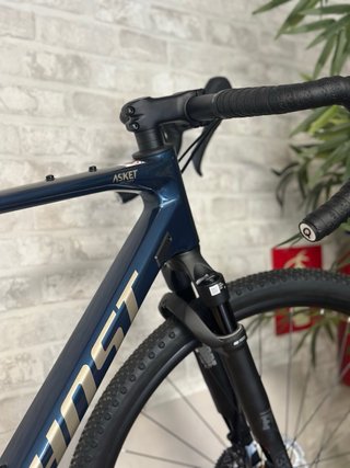 Bicicleta gravel GHOST ASKET CF FULL PARTY Talla M