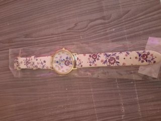 Reloj Mujer Floral Dorado