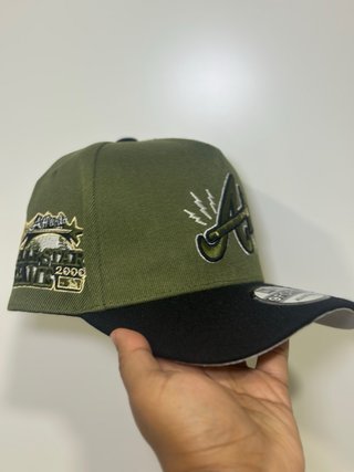 Gorra New Era Negra y Verde Militar
