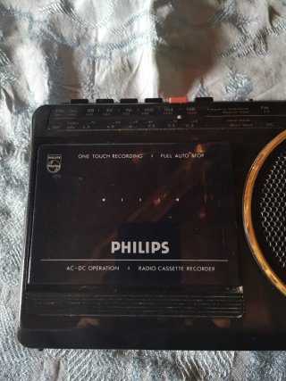 Radio Cassette Philips Negra