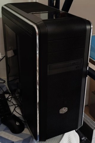 Torre PC Cooler Master Socket 775