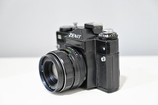 Fotocamera Zenit + Obiettivo Helios-44M-4