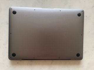 MacBook Air 13” 2019 8GB RAM 128GB SSD
