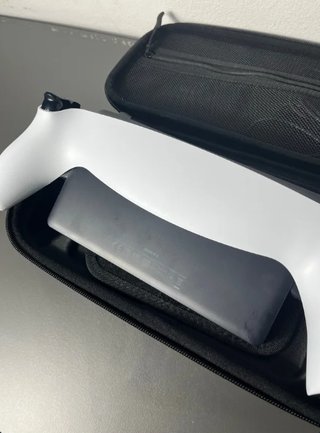PS5 Portal - Negro y Blanco