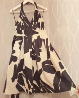 Vestido casual chic floral Zara blanco y negro - S