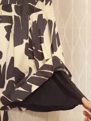 Vestido casual chic floral Zara blanco y negro - S
